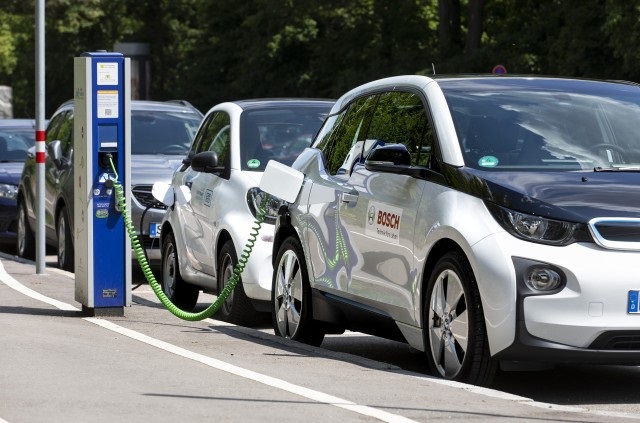 Bosch amplia a vida útil das baterias de veículos elétricos