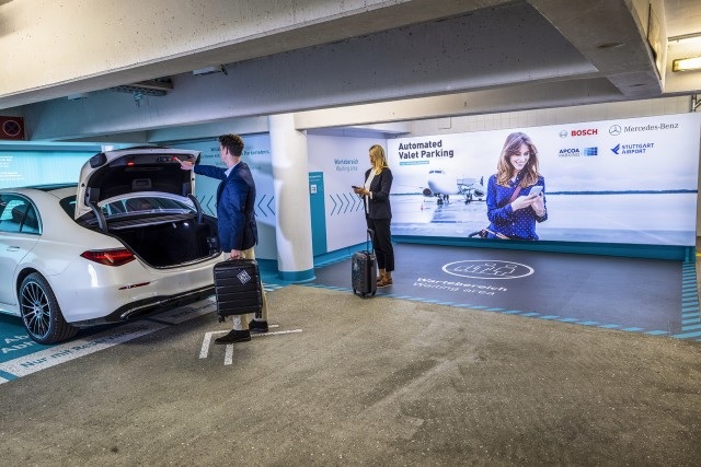 Bosch participa do primeiro serviço de estacionamento automatizado do mundo